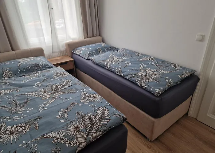 Grosse Herrschaftswohnung Mit Viel Platz *